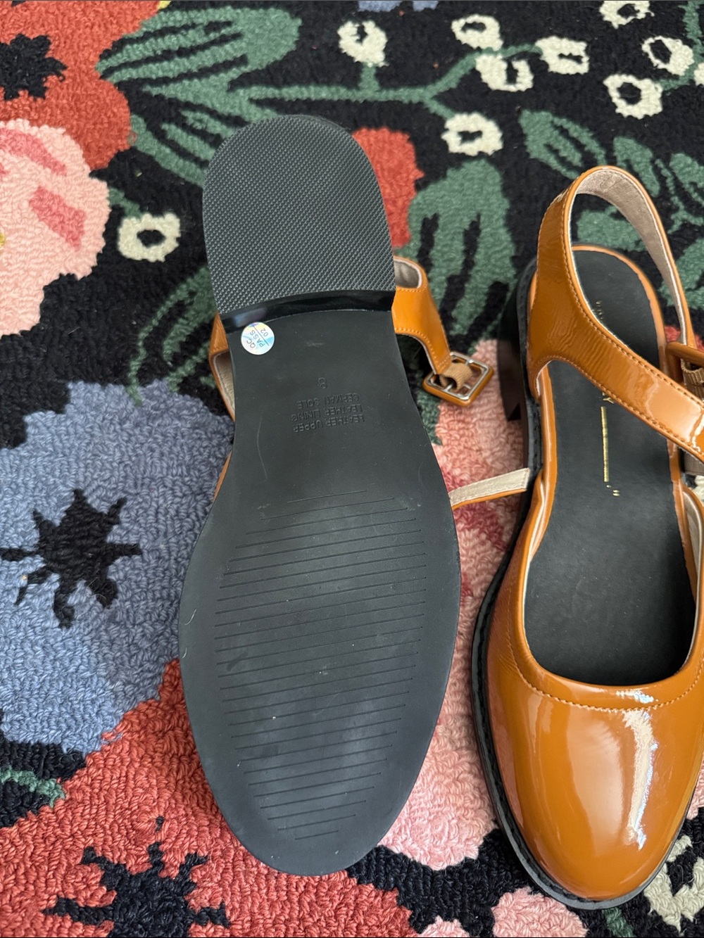 INTENTIONALLY BLANK “super” patent leather mary jane low heel in cider SIZE 8 - Picture 3 of 5